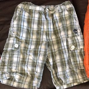 Boys bundle (4) of shorts size 6